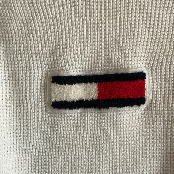 Tommy Flag Patch Sweater White Lightweight Women’s Medium USA Americana Classic - Picture 6 of 9